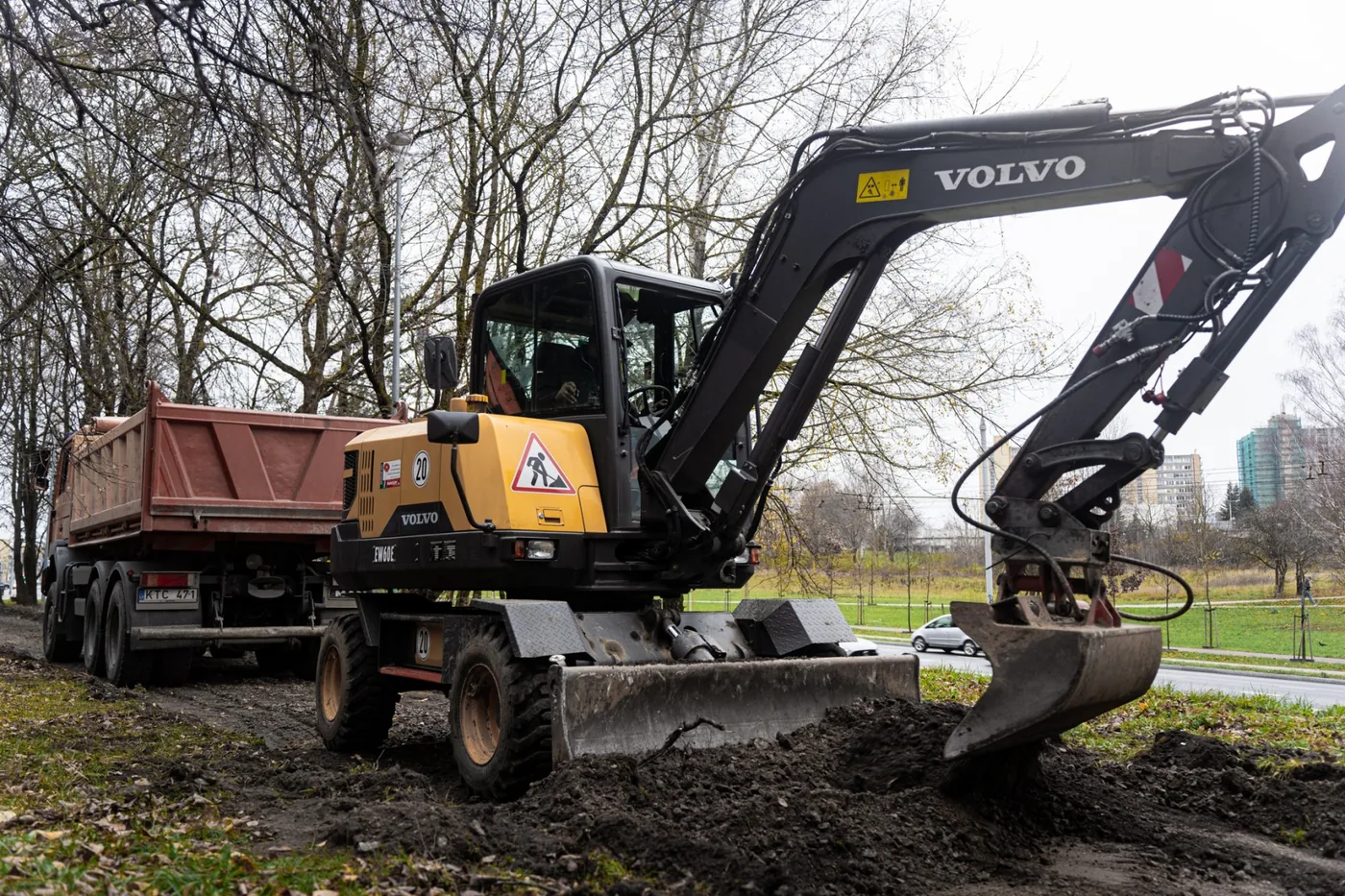 Ratinis ekskavatorius Volvo EW60E